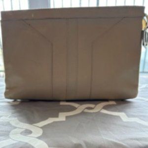 Vintage 1970s Beige Leather Clutch